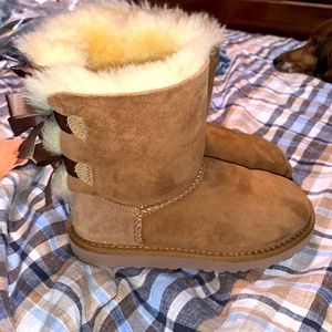 UGG BAILEY BOW II BOOT